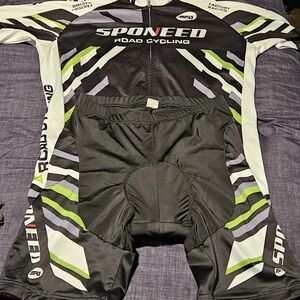 Sponeed Cycle Shirt & Shorts set